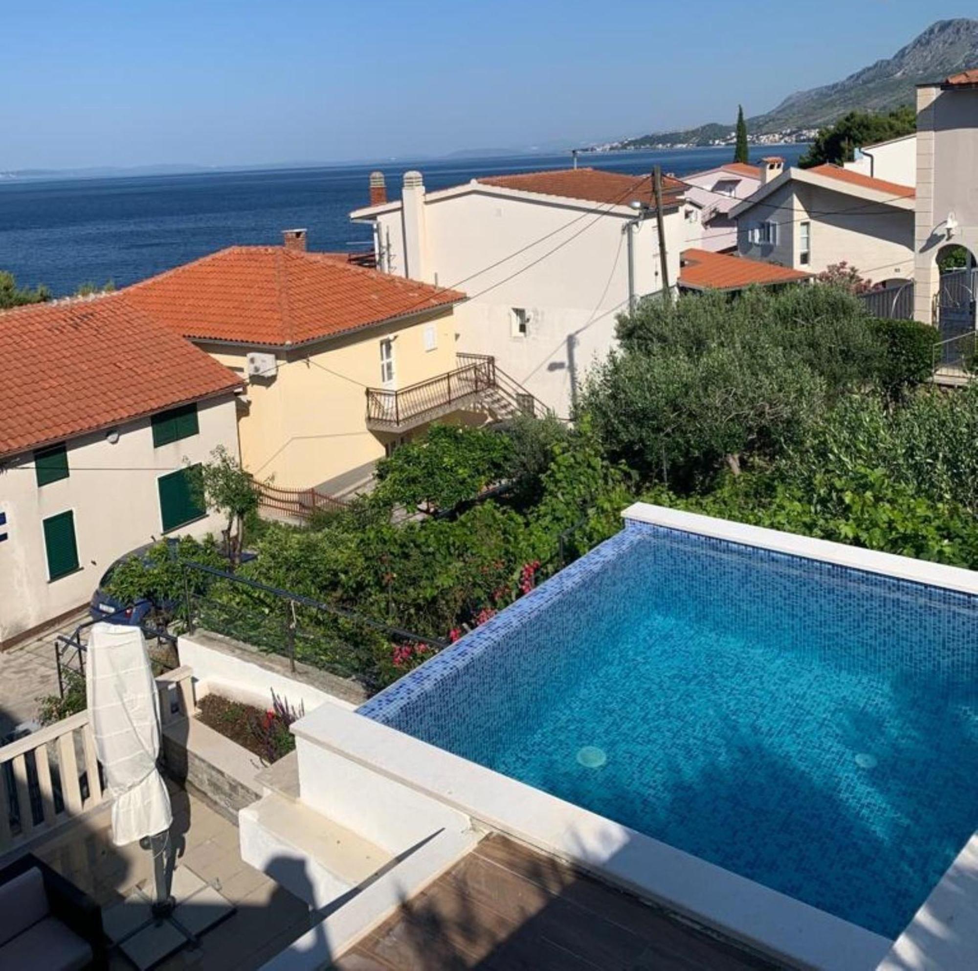 Apartments With Pool Vrdoljak Omiš Cameră foto