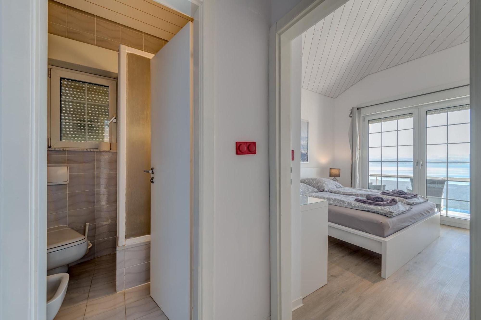 Apartments With Pool Vrdoljak Omiš Cameră foto