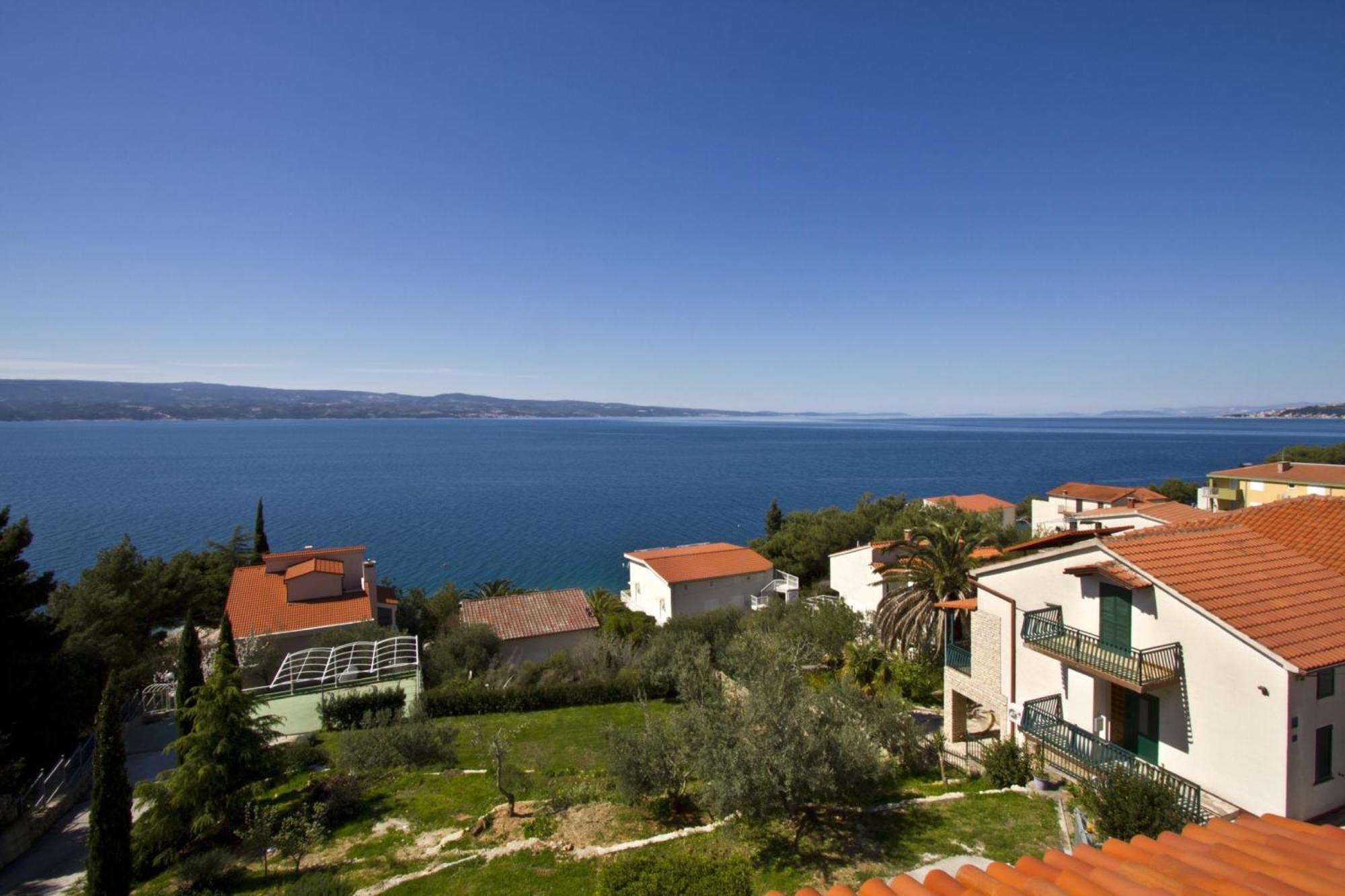 Apartments With Pool Vrdoljak Omiš Cameră foto